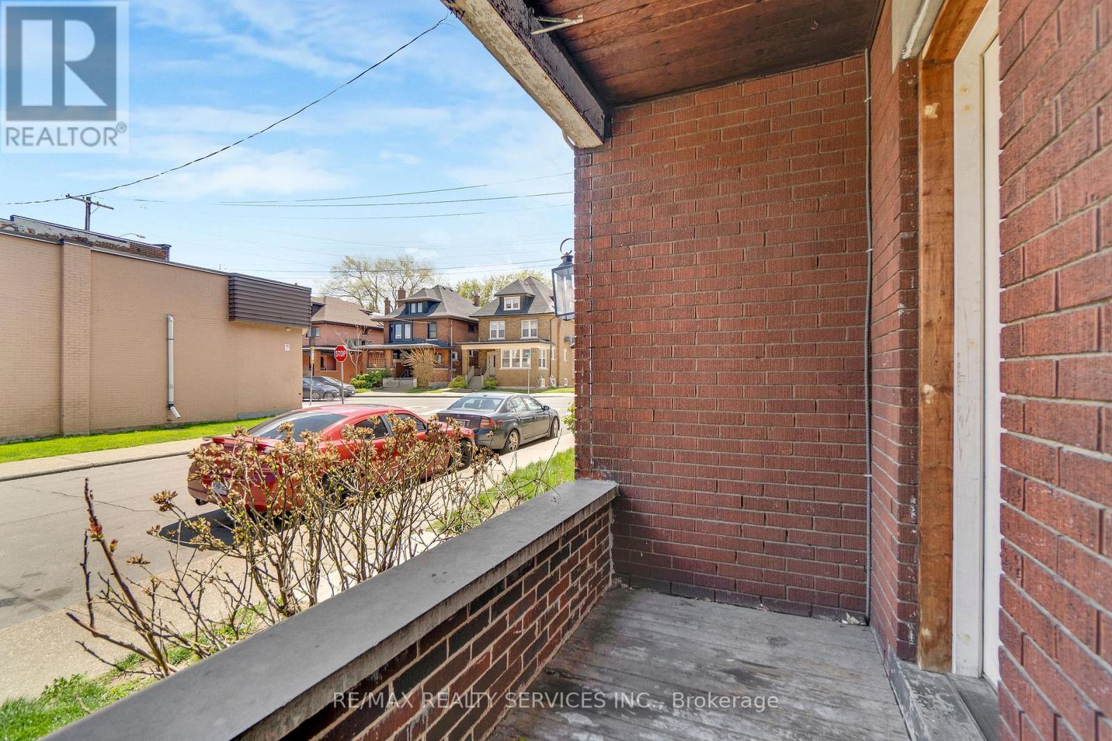 8 - 5 Fairholt Road N, Hamilton, Ontario  L8M 2S9 - Photo 18 - X13120008
