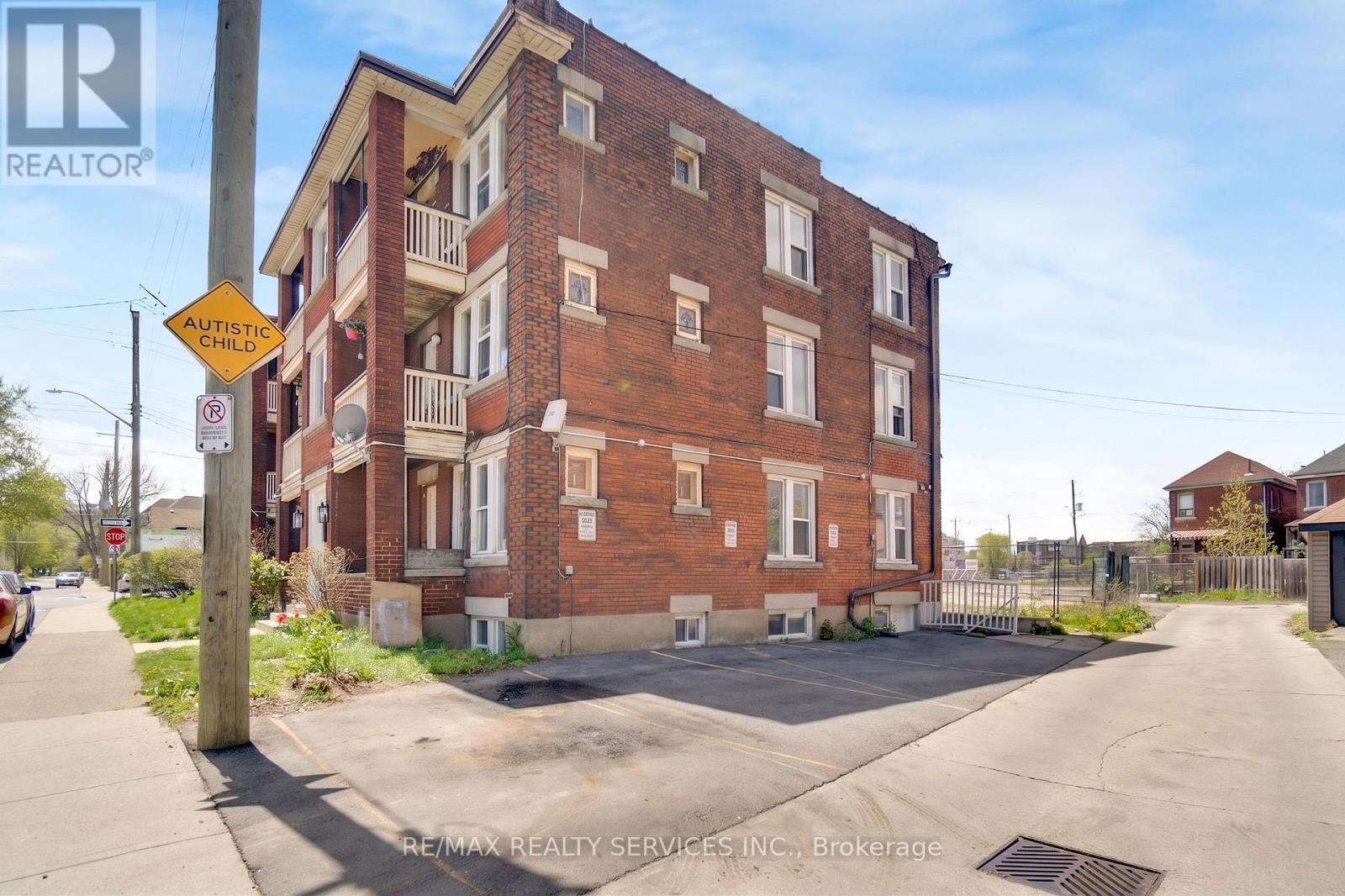 8 - 5 Fairholt Road N, Hamilton, Ontario  L8M 2S9 - Photo 22 - X13120008