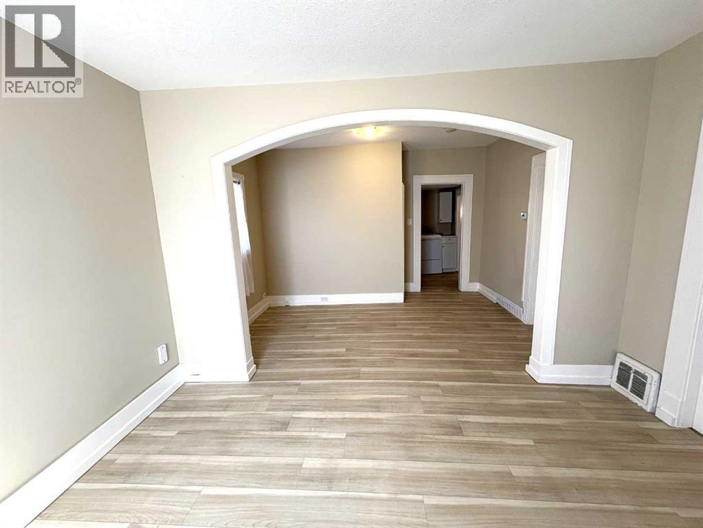 4915 46 Street, Camrose, Alberta  T4V 1G9 - Photo 17 - A2309305