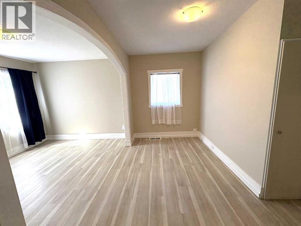 4915 46 Street, Camrose, Alberta  T4V 1G9 - Photo 19 - A2309305
