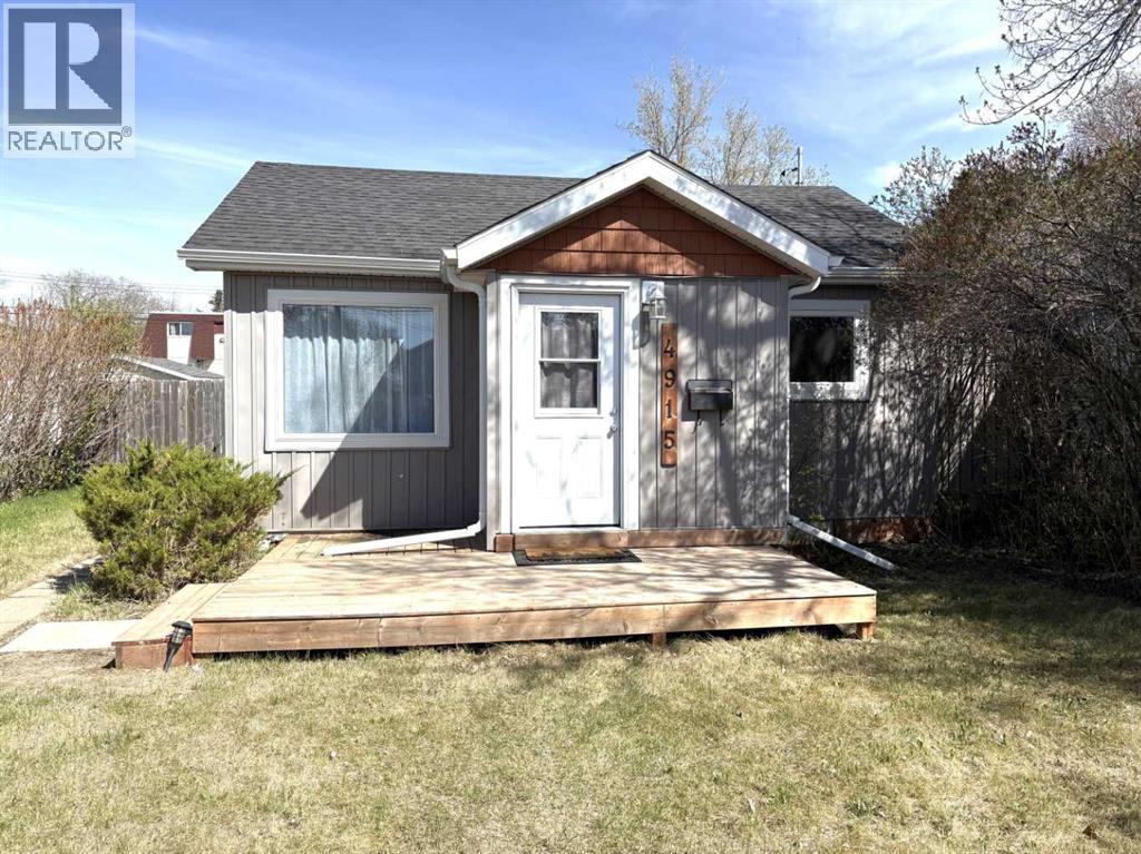 4915 46 Street, Camrose, Alberta  T4V 1G9 - Photo 2 - A2309305