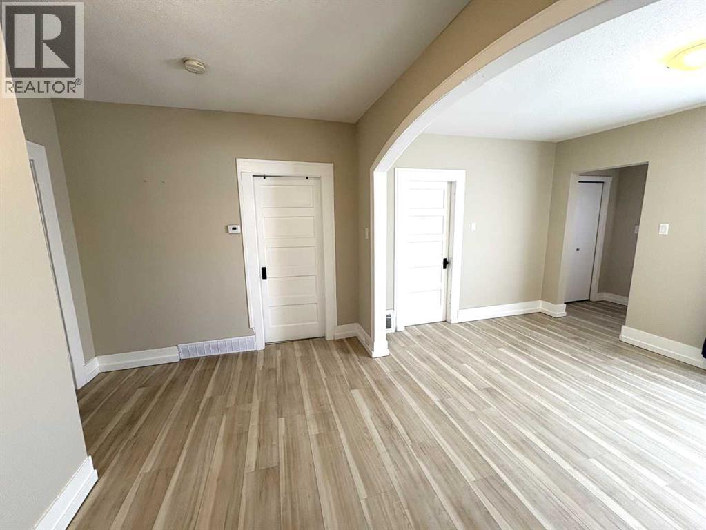 4915 46 Street, Camrose, Alberta  T4V 1G9 - Photo 20 - A2309305