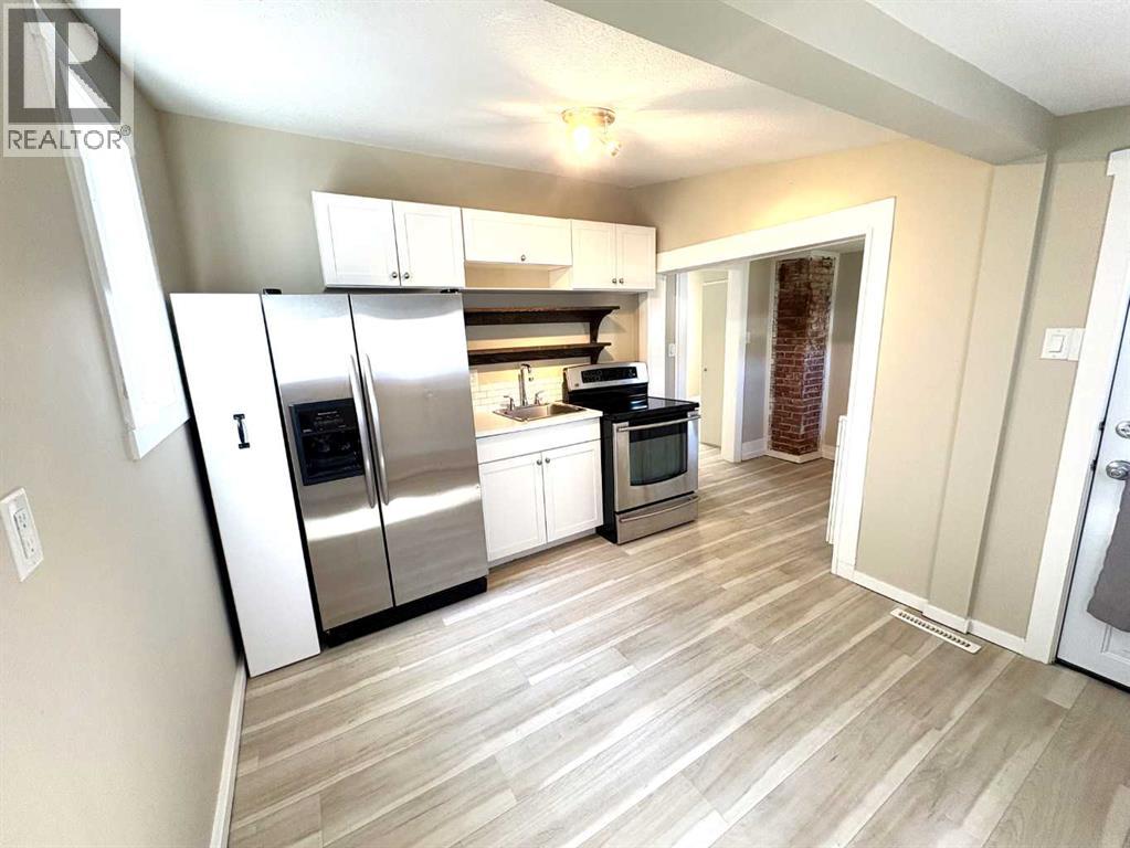 4915 46 Street, Camrose, Alberta  T4V 1G9 - Photo 27 - A2309305