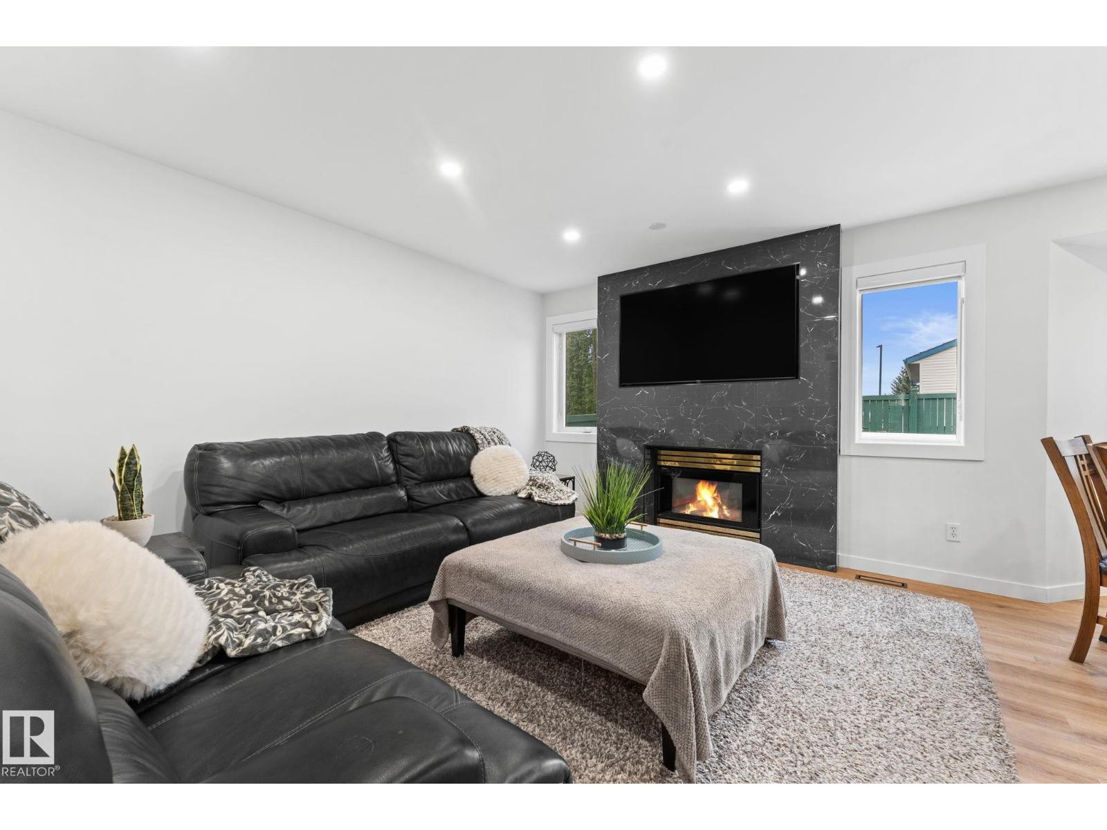 362 Blackburn Dr E Sw, Edmonton, Alberta  T6W 1B8 - Photo 10 - E4487299