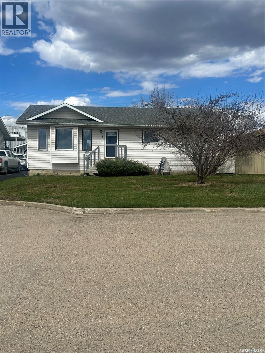 719 Adamson CRESCENT, Shellbrook, Saskatchewan