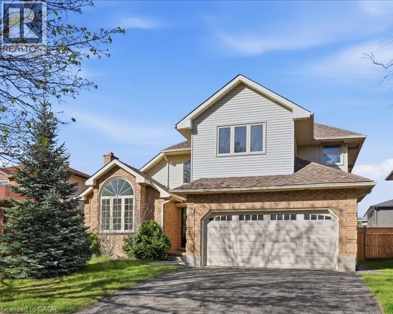 26 ROBERTSON Crescent, Kitchener, Ontario