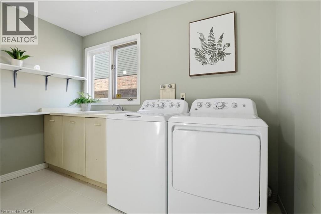 26 Robertson Crescent, Kitchener, Ontario  N2R 1E3 - Photo 15 - 40825574
