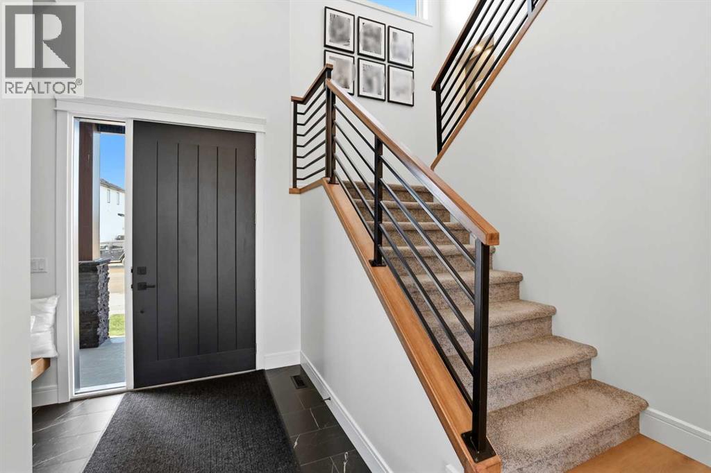 223 Ellington Crescent, Red Deer, Alberta  T4P 3E1 - Photo 3 - A2309988