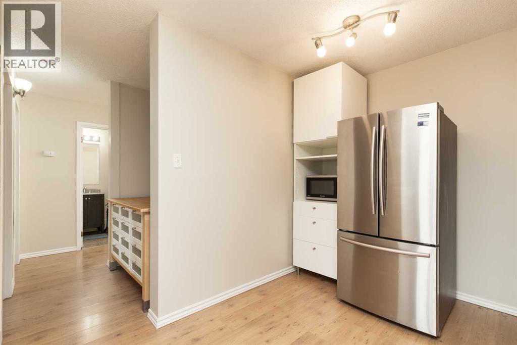 419, 5 Berkeley Place W, Lethbridge, Alberta  T1K 5M9 - Photo 10 - A2307011