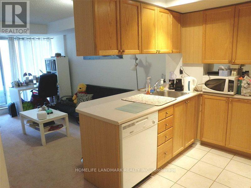 317 - 909 Bay Street, Toronto, Ontario  M5S 3G2 - Photo 4 - C13120050