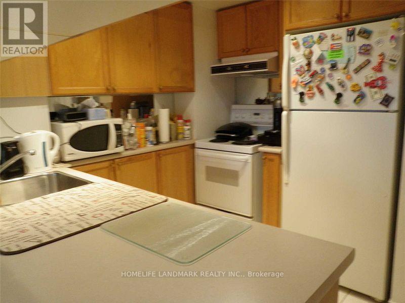 317 - 909 Bay Street, Toronto, Ontario  M5S 3G2 - Photo 5 - C13120050