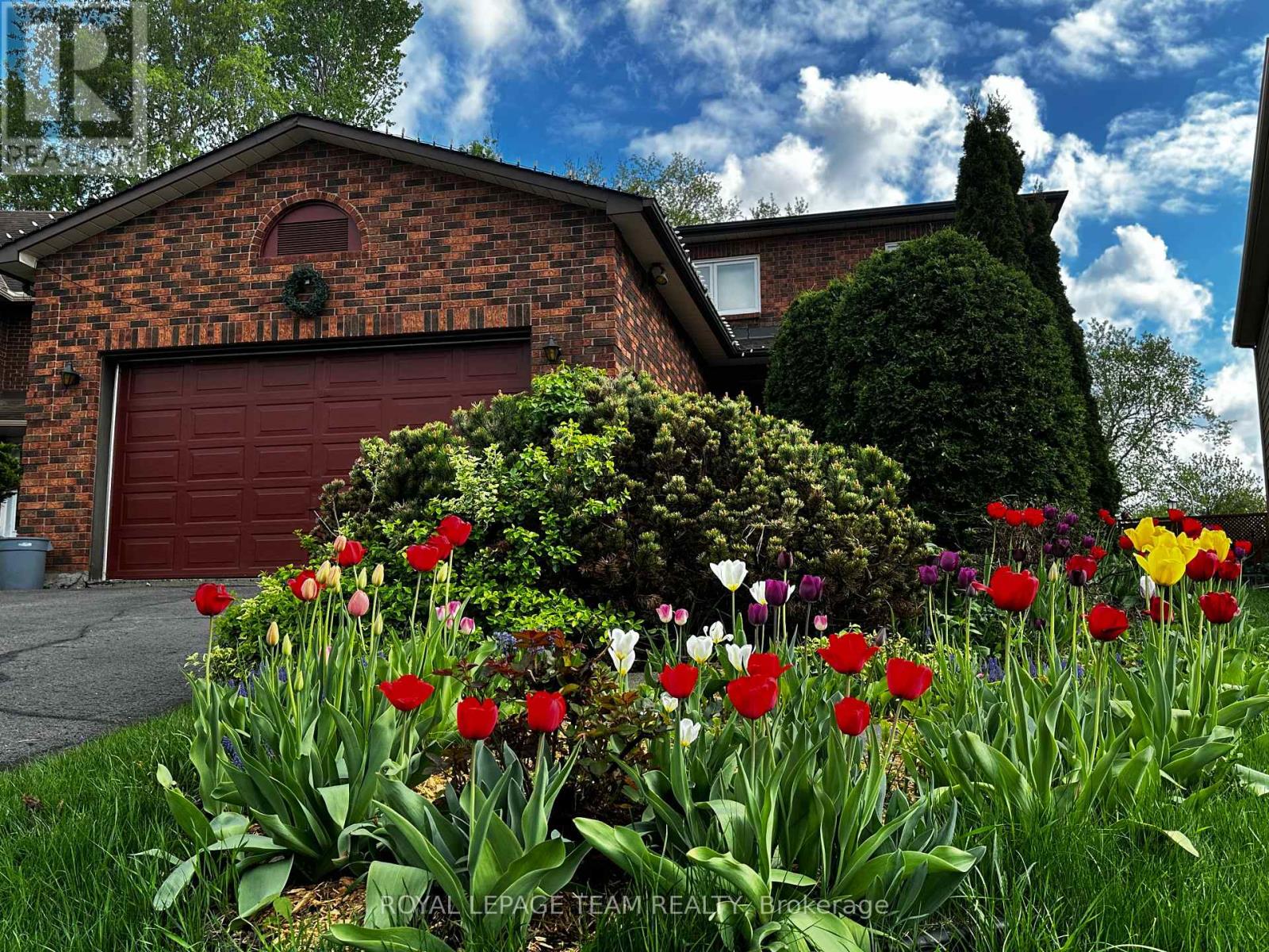 1360 Gaultois Avenue, Ottawa, Ontario  K1C 3G6 - Photo 2 - X13120026