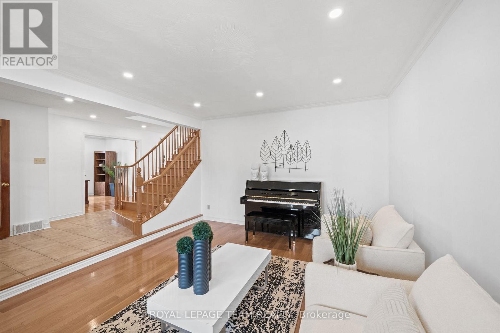1360 Gaultois Avenue, Ottawa, Ontario  K1C 3G6 - Photo 8 - X13120026