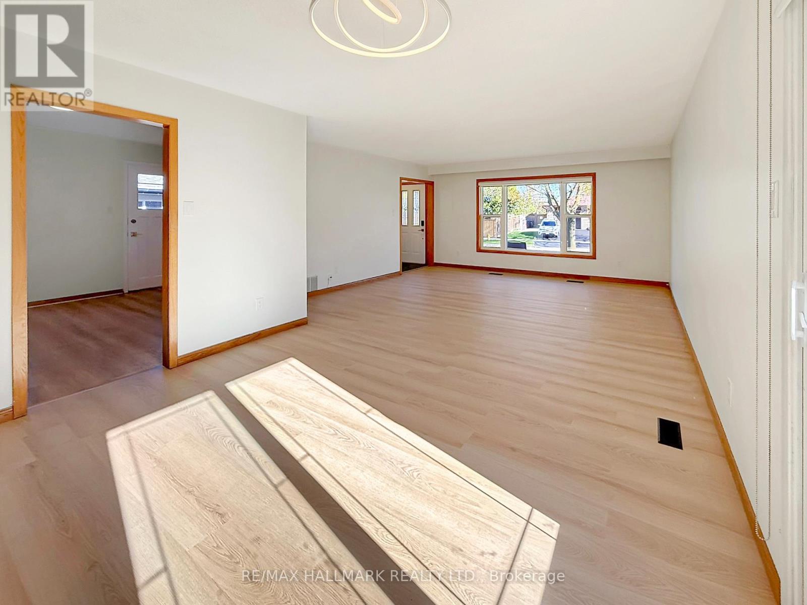 153 Clappison Boulevard, Toronto, Ontario  M1C 2H3 - Photo 22 - E13120062