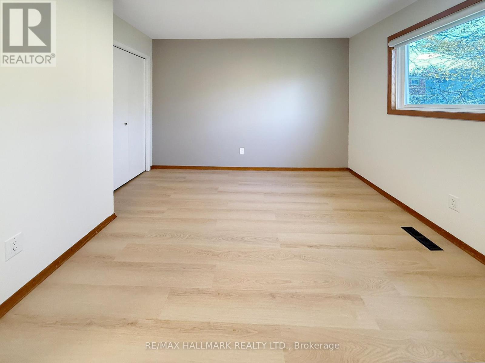 153 Clappison Boulevard, Toronto, Ontario  M1C 2H3 - Photo 9 - E13120062