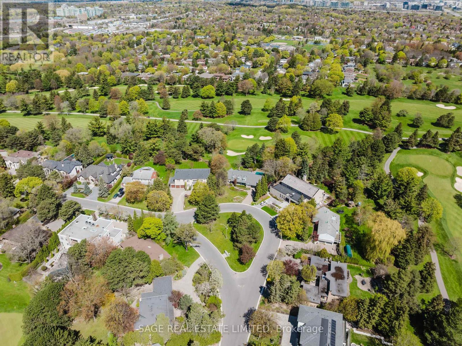 69 Fairway Heights Drive, Markham, Ontario  L3T 3A7 - Photo 4 - N13120060
