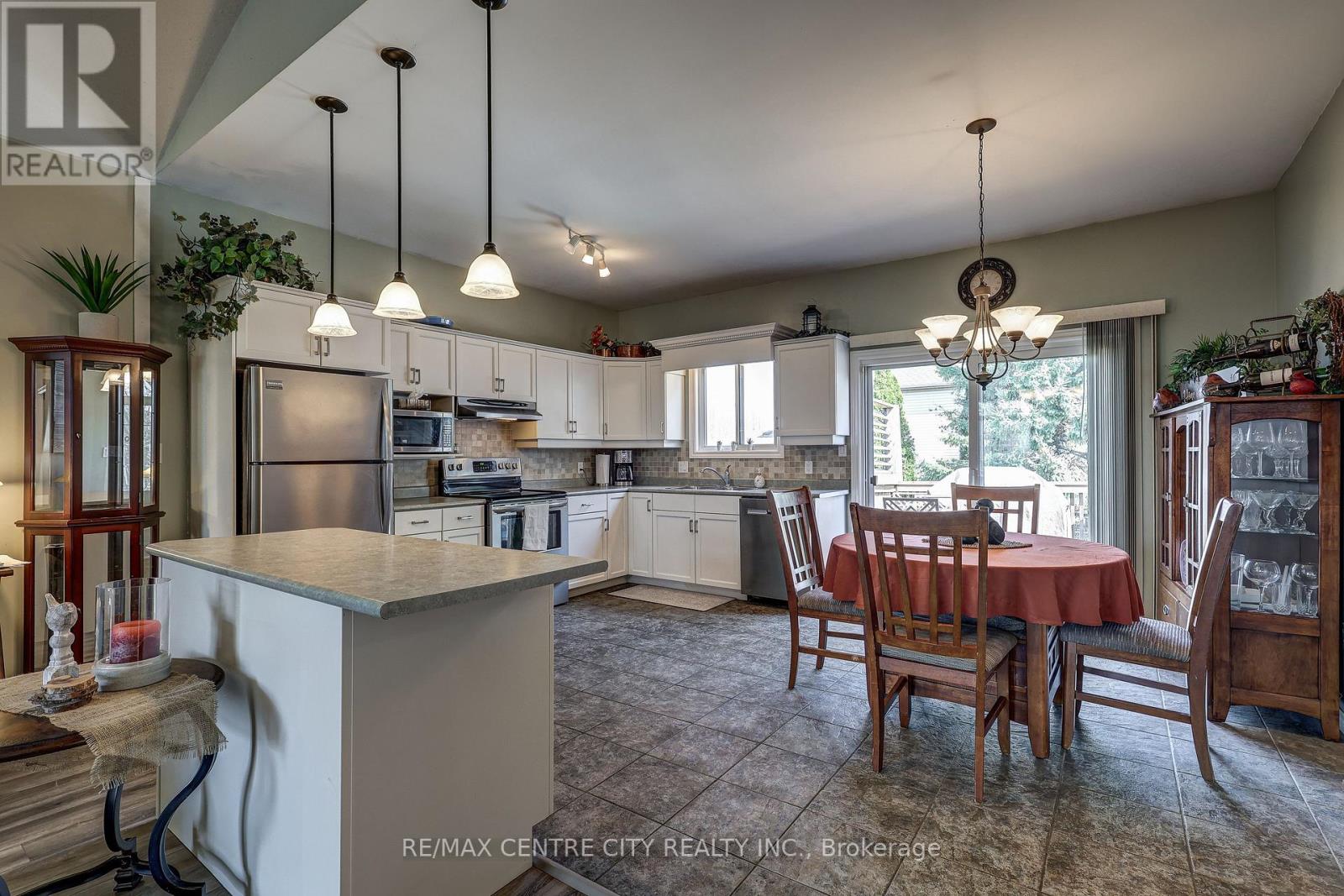3 Steeplechase Court, St. Thomas, Ontario  N5R 6H4 - Photo 13 - X13047892