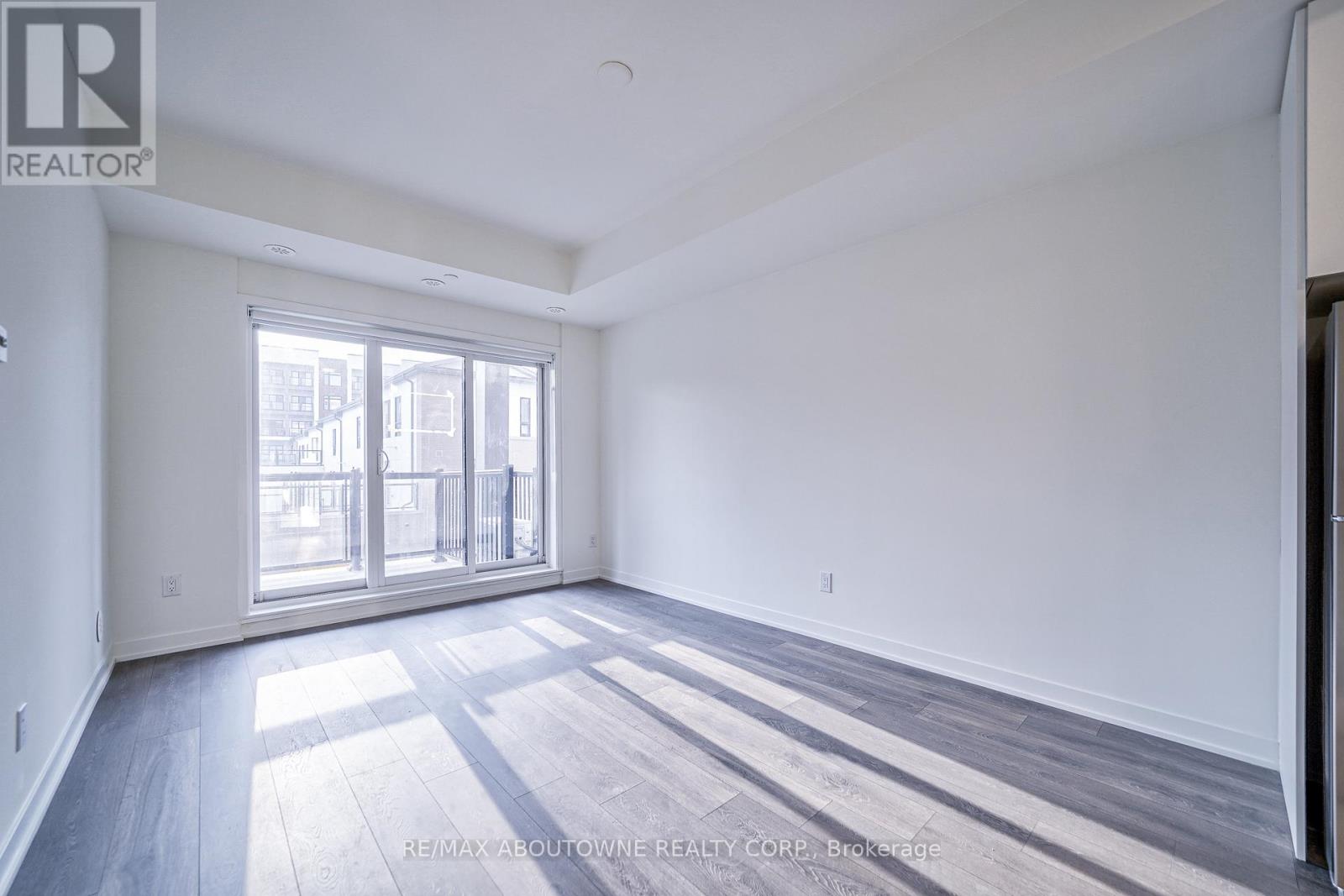 204 - 135 Canon Jackson Drive, Toronto, Ontario M6M 0C3 - Photo 18 - W13120032