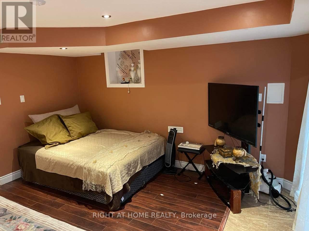 3365 Stoney Crescent, Mississauga, Ontario  L5M 0N6 - Photo 10 - W13120056