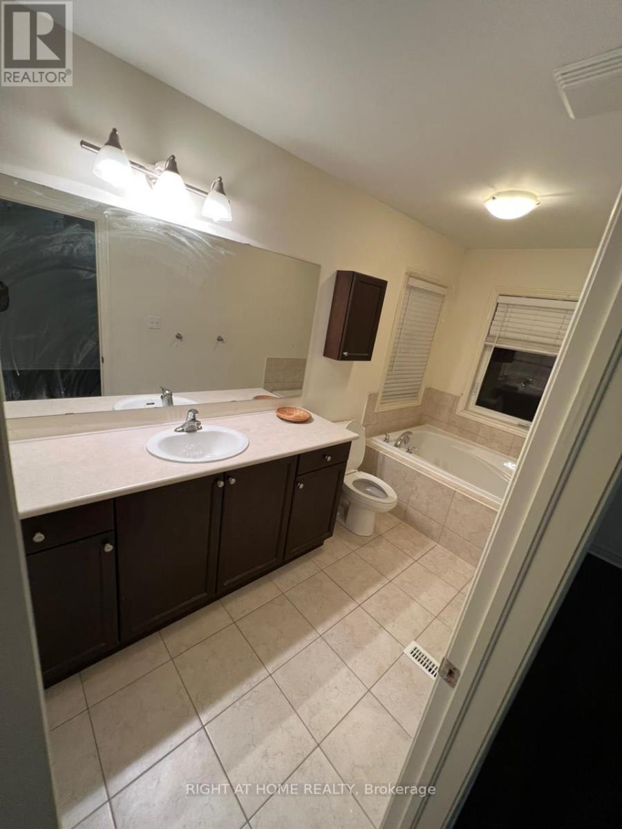 3365 Stoney Crescent, Mississauga, Ontario  L5M 0N6 - Photo 16 - W13120056