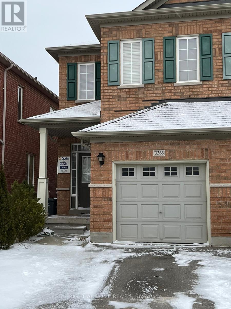 3365 Stoney Crescent, Mississauga, Ontario  L5M 0N6 - Photo 2 - W13120056