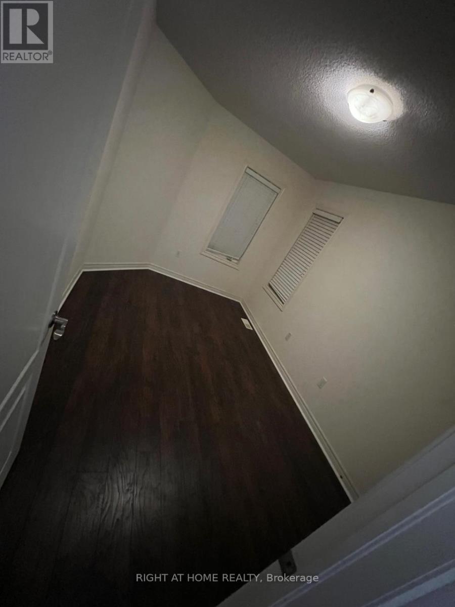 3365 Stoney Crescent, Mississauga, Ontario  L5M 0N6 - Photo 31 - W13120056