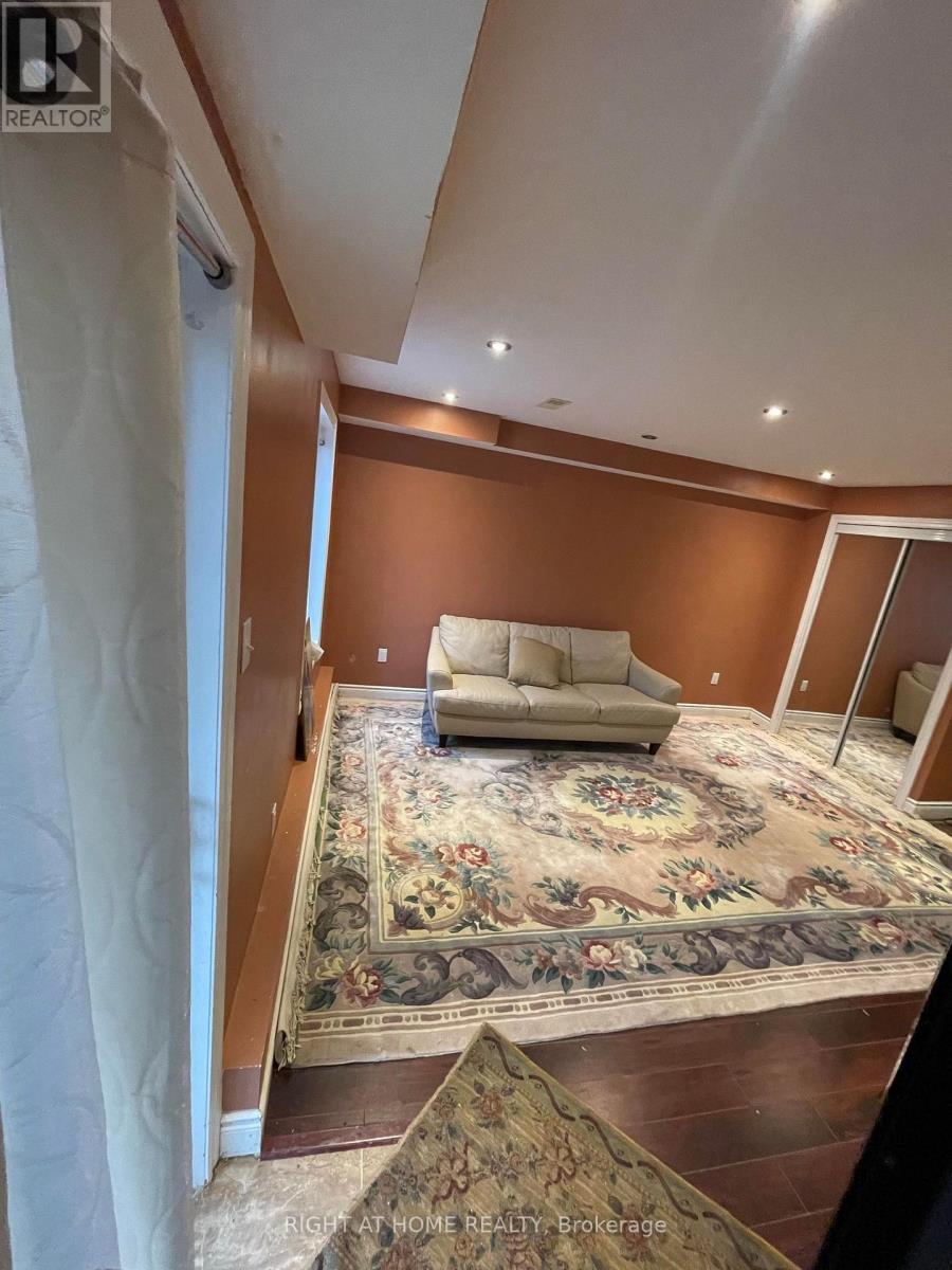 3365 Stoney Crescent, Mississauga, Ontario  L5M 0N6 - Photo 44 - W13120056