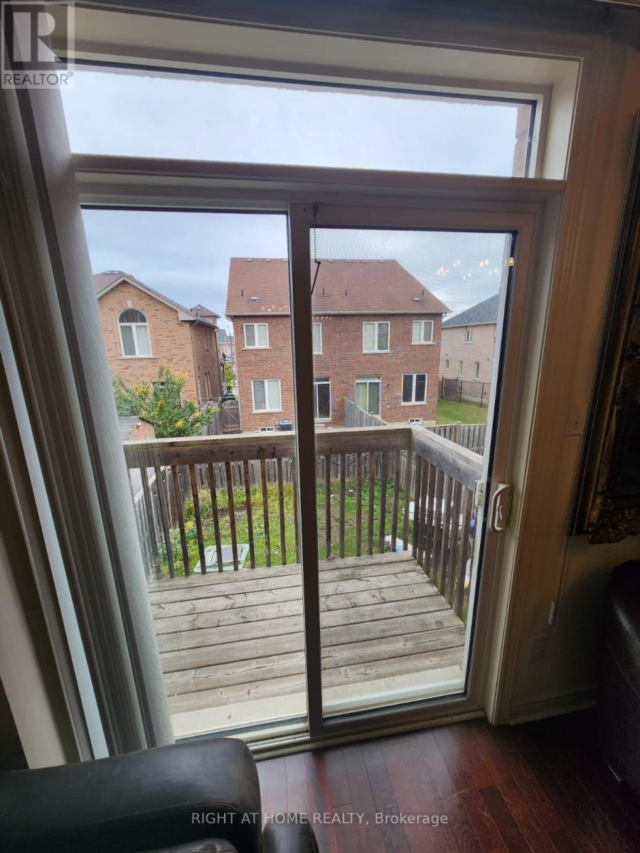 Upper - 3365 Stoney Crescent, Mississauga, Ontario L5M 0N6 - Photo 22 - W13120064