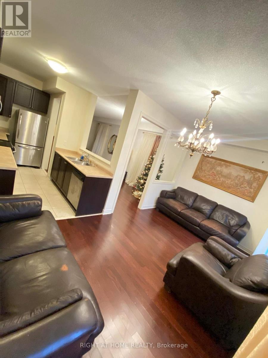 Upper - 3365 Stoney Crescent, Mississauga, Ontario L5M 0N6 - Photo 8 - W13120064