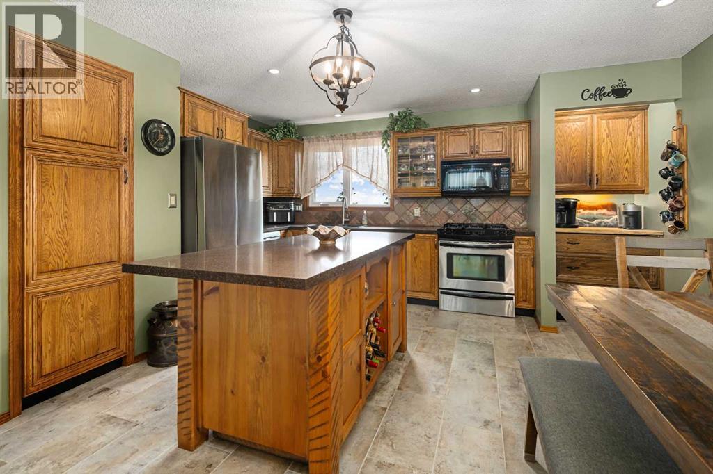 274048 Range Road 261, Rural Rocky View County, Alberta  T0M 0G0 - Photo 13 - A2309615