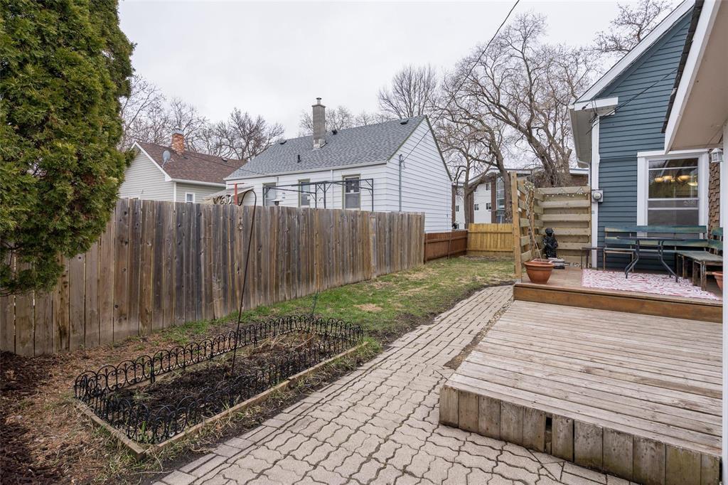 407 Whittier Avenue E, Winnipeg, Manitoba R2C 0M6 - Photo 40 - 202610224