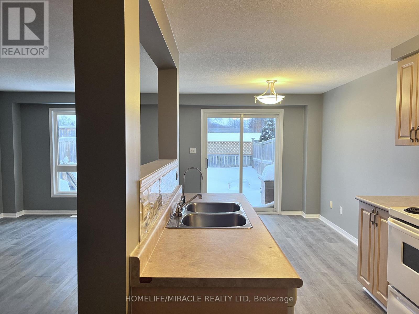 193 Prosperity Drive, Kitchener, Ontario  N2E 4E5 - Photo 12 - X13120070
