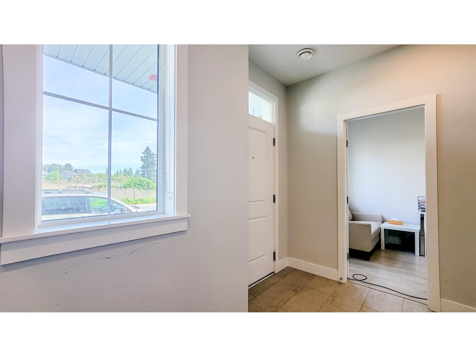 44486 Sherry Drive, Sardis South, Chilliwack, British Columbia  V2R 0R6 - Photo 5 - R3120677