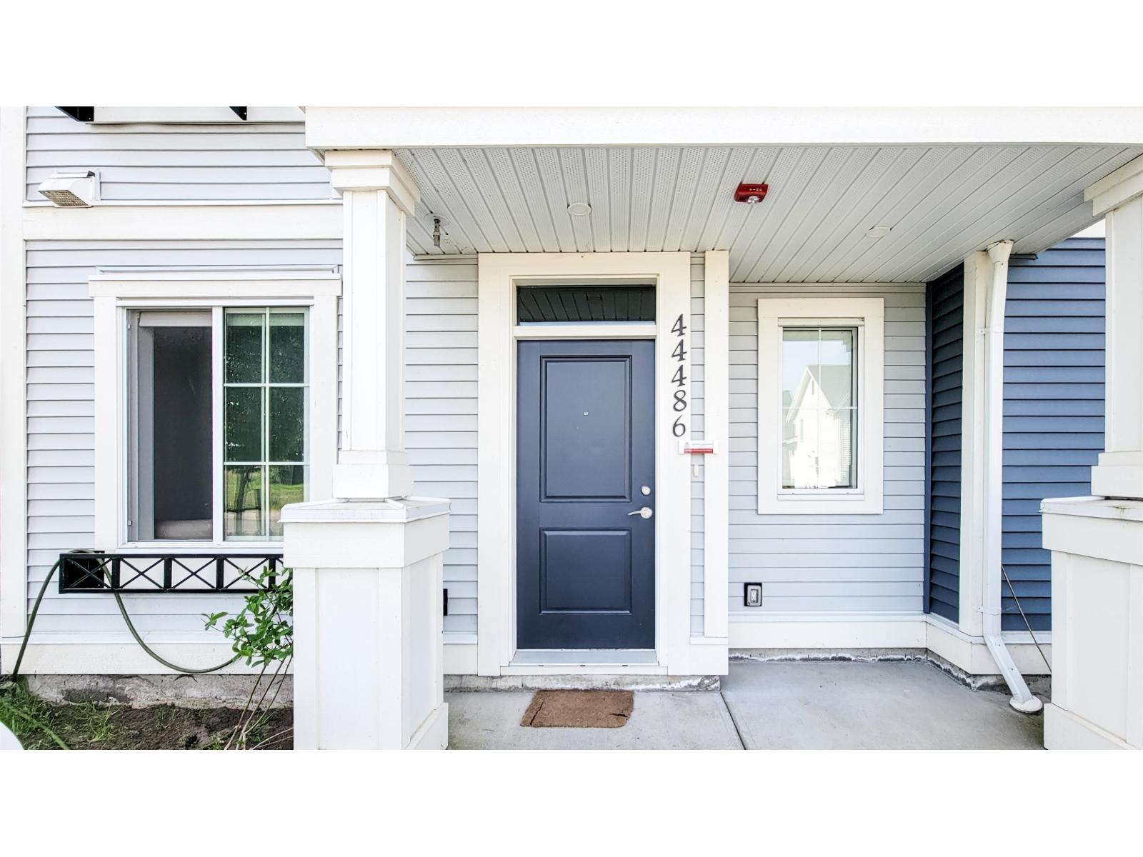 44486 Sherry Drive, Sardis South, Chilliwack, British Columbia  V2R 0R6 - Photo 4 - R3120677