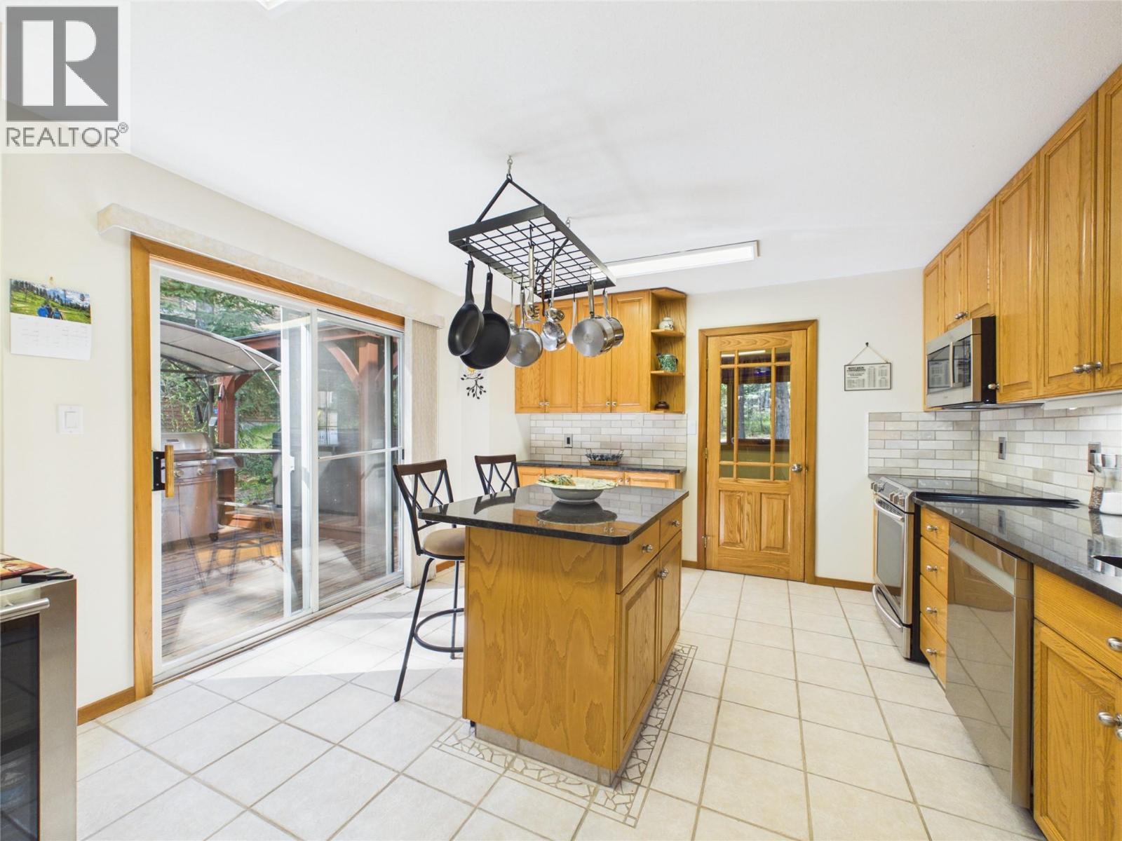 9387 Moyie Shores Estates Road, Moyie, British Columbia V0B 2A0 - Photo 23 - 10387121