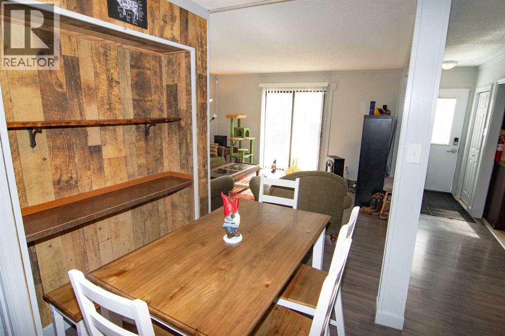 130 3rd Avenue E, Rockyford, Alberta  T0J 2R0 - Photo 13 - A2300230