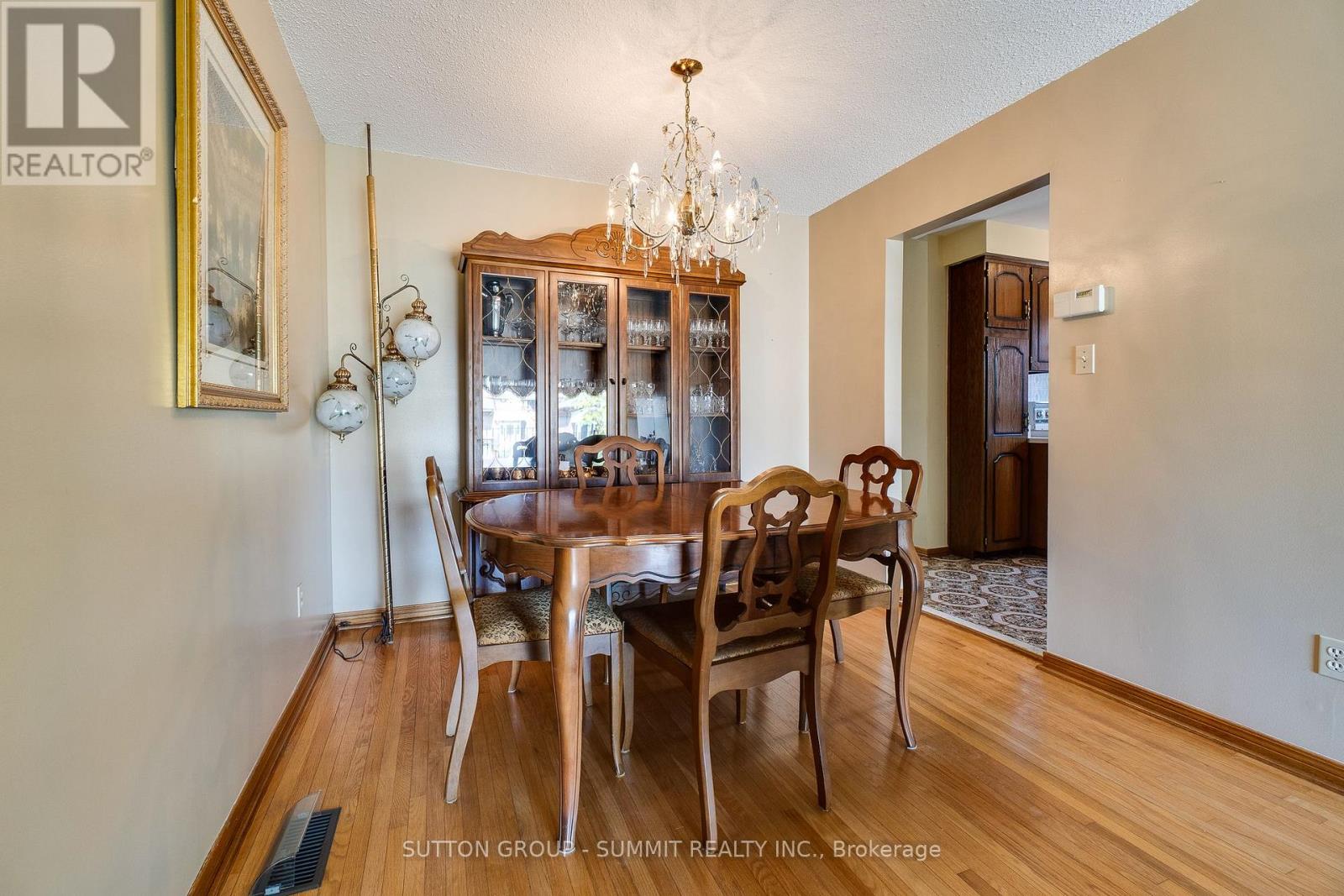 1571 Corkstone Glade, Mississauga, Ontario  L4W 2E8 - Photo 10 - W13119500