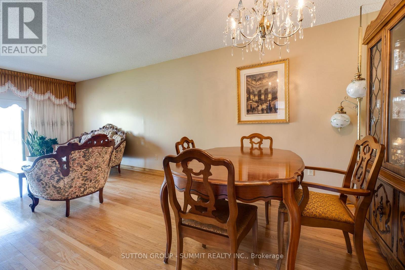 1571 Corkstone Glade, Mississauga, Ontario  L4W 2E8 - Photo 11 - W13119500