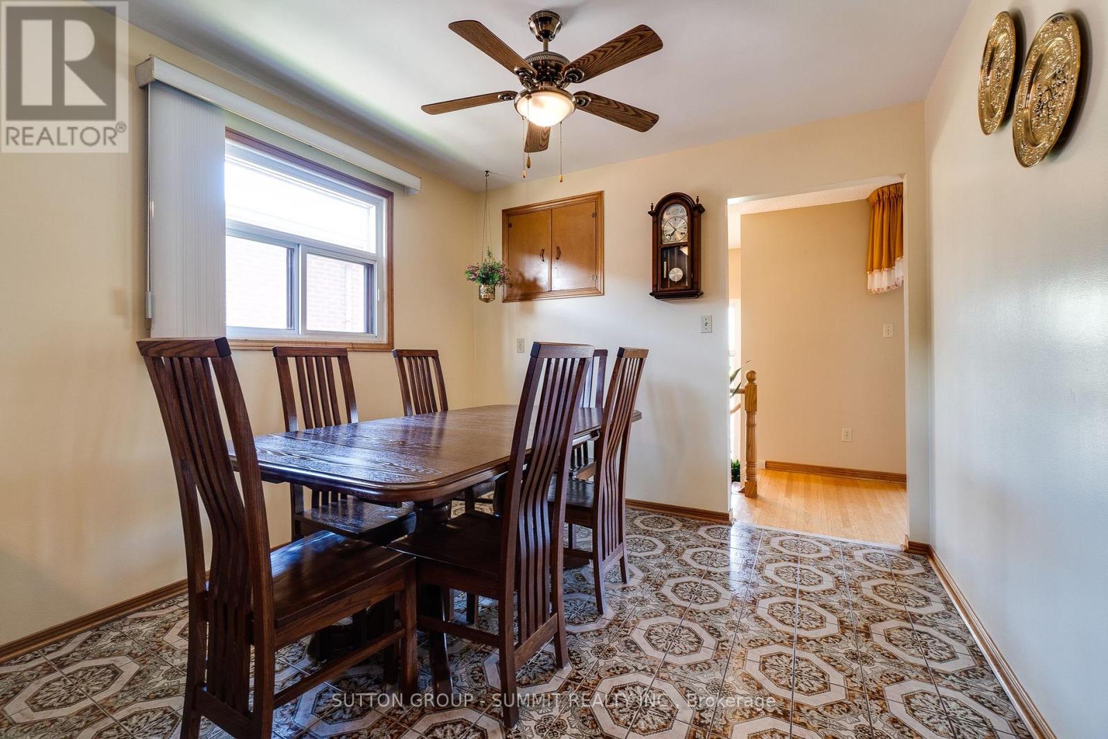 1571 Corkstone Glade, Mississauga, Ontario  L4W 2E8 - Photo 14 - W13119500