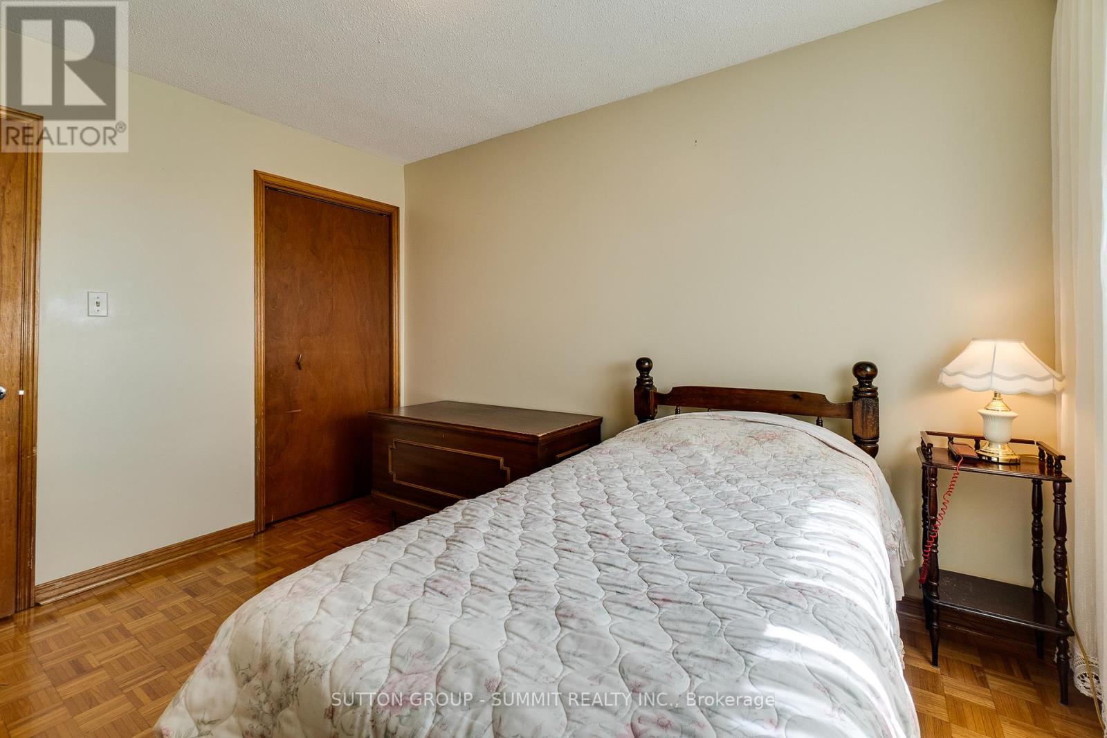 1571 Corkstone Glade, Mississauga, Ontario  L4W 2E8 - Photo 21 - W13119500