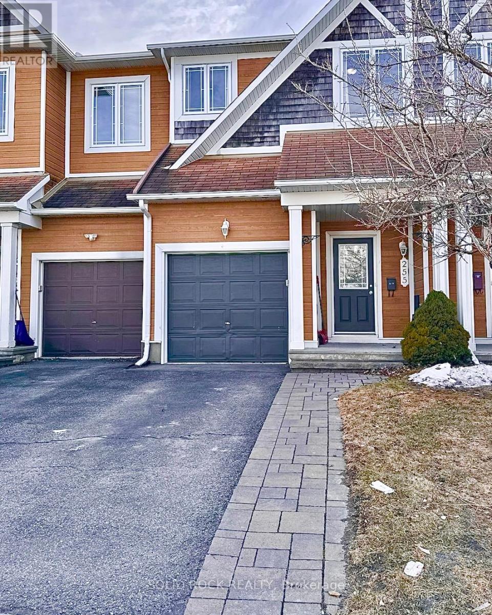 255 CATAMOUNT COURT, Ottawa, Ontario