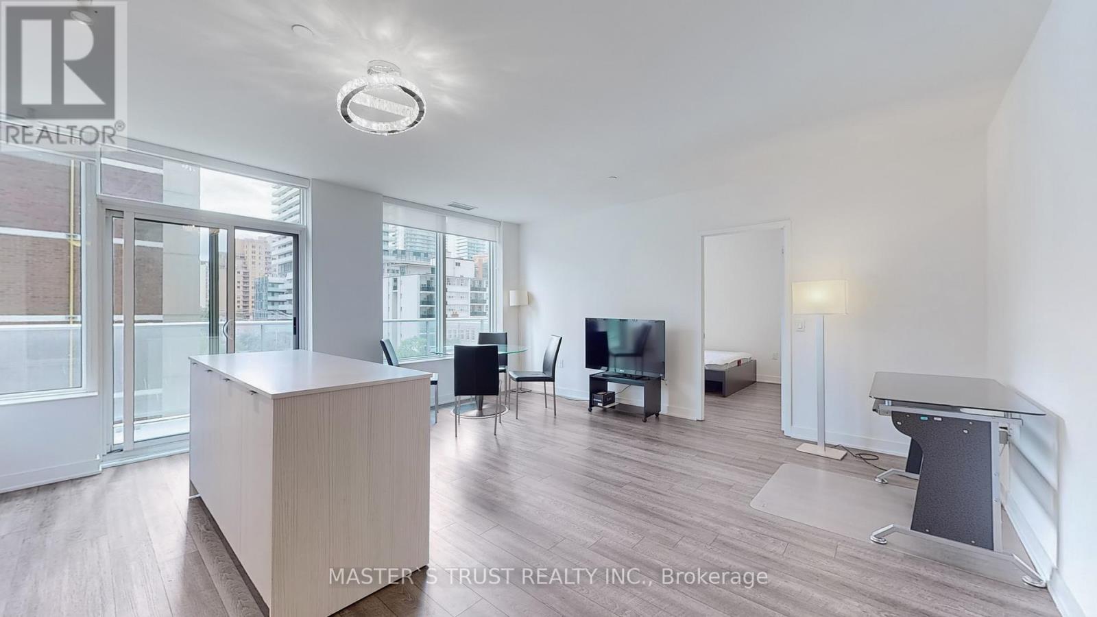 510 - 195 Redpath Avenue, Toronto, Ontario  M4P 0E4 - Photo 8 - C13120096