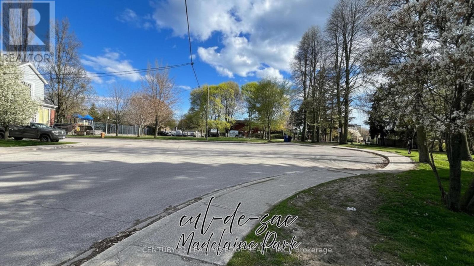 25 Madelaine Avenue, Toronto, Ontario  M1L 2X5 - Photo 21 - E13118014