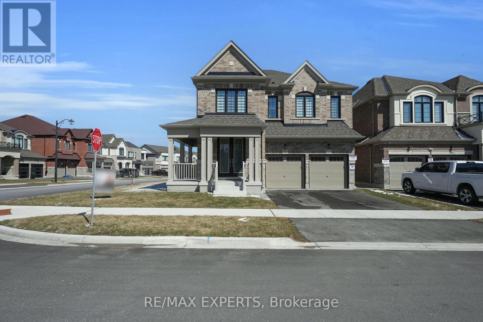 84 Culbert Road, Bradford West Gwillimbury, Ontario  L3Z 4P4 - Photo 2 - N12983316