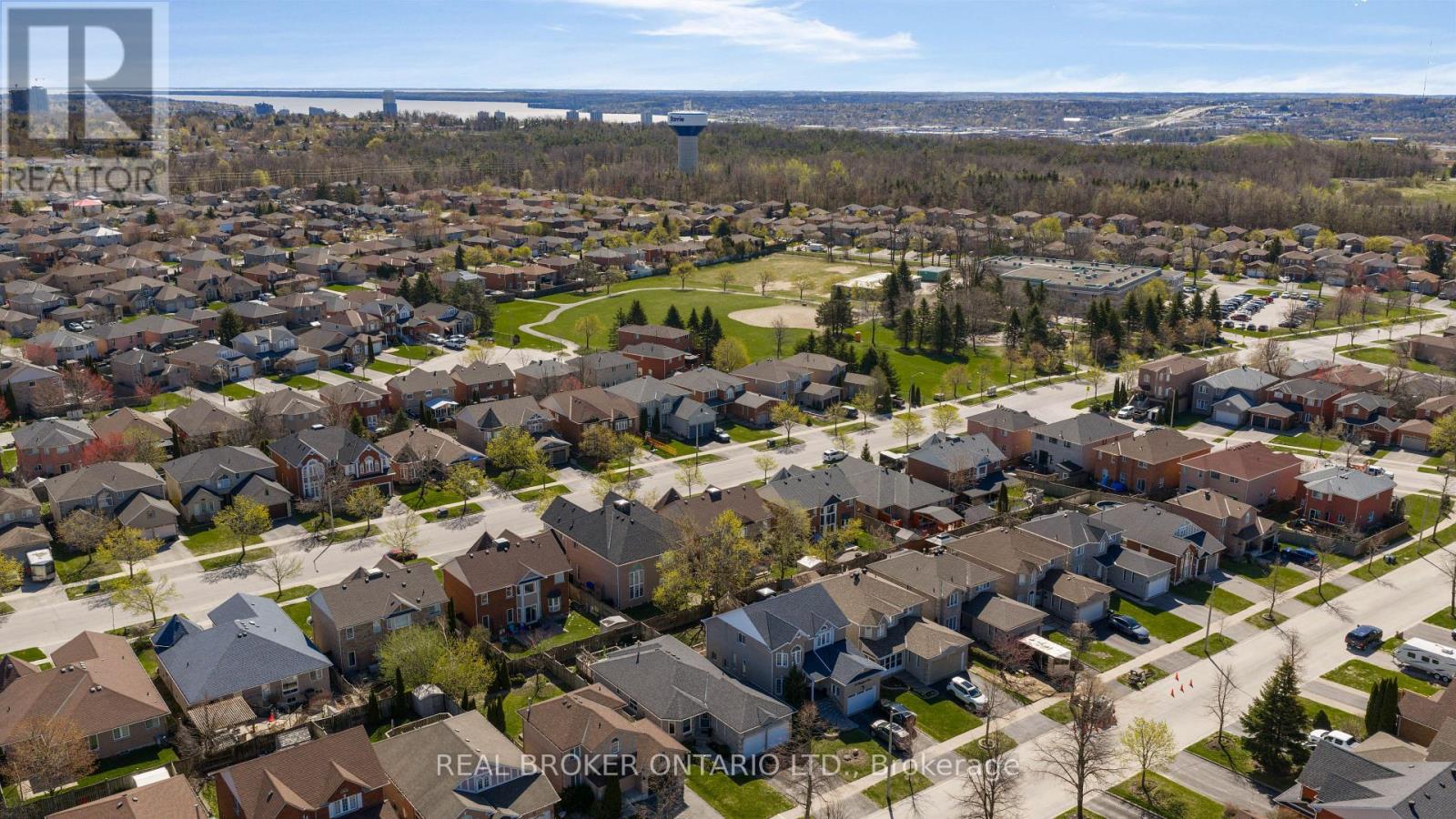50 Cloughley Drive, Barrie (Northwest), Ontario  L4N 9T3 - Photo 35 - S13120088