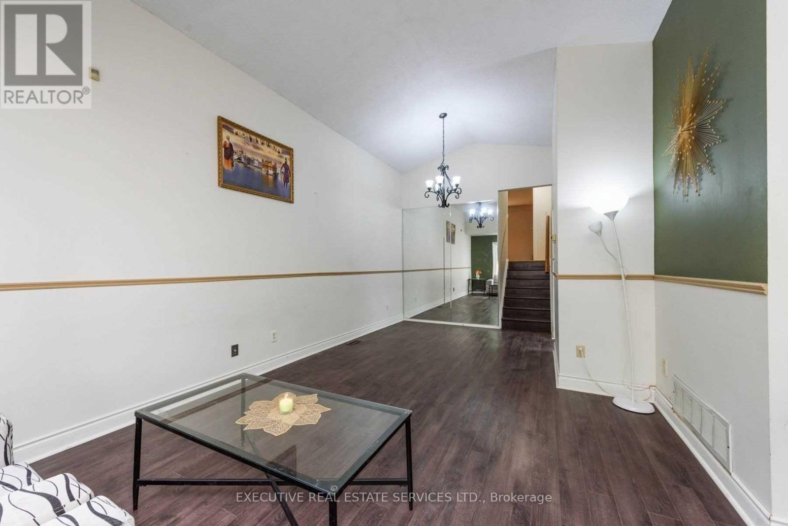 48 Reynier Drive, Brampton, Ontario  L6Z 1L8 - Photo 7 - W13120098