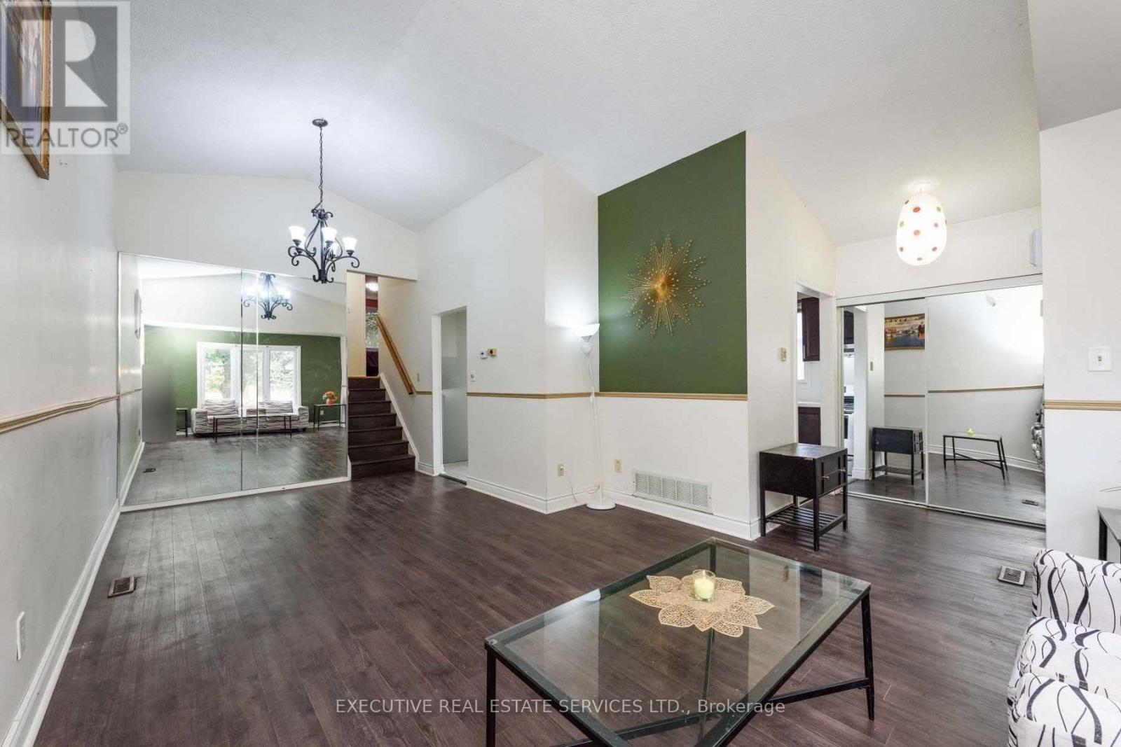 48 Reynier Drive, Brampton, Ontario  L6Z 1L8 - Photo 8 - W13120098