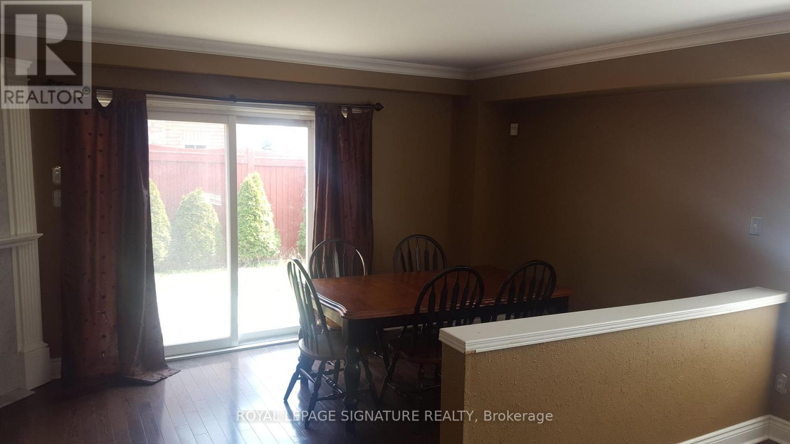 5456 Tree Crest Court, Mississauga, Ontario  L5R 3Z6 - Photo 4 - W13120100