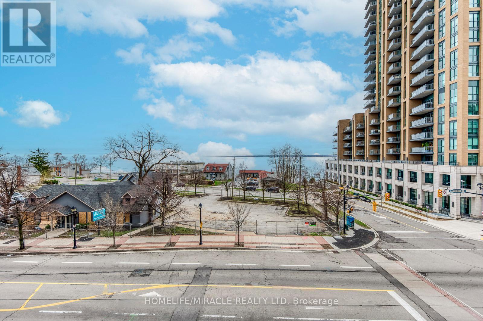 312 - 2075 Lakeshore Road, Burlington, Ontario  L7R 0H3 - Photo 6 - W13120102