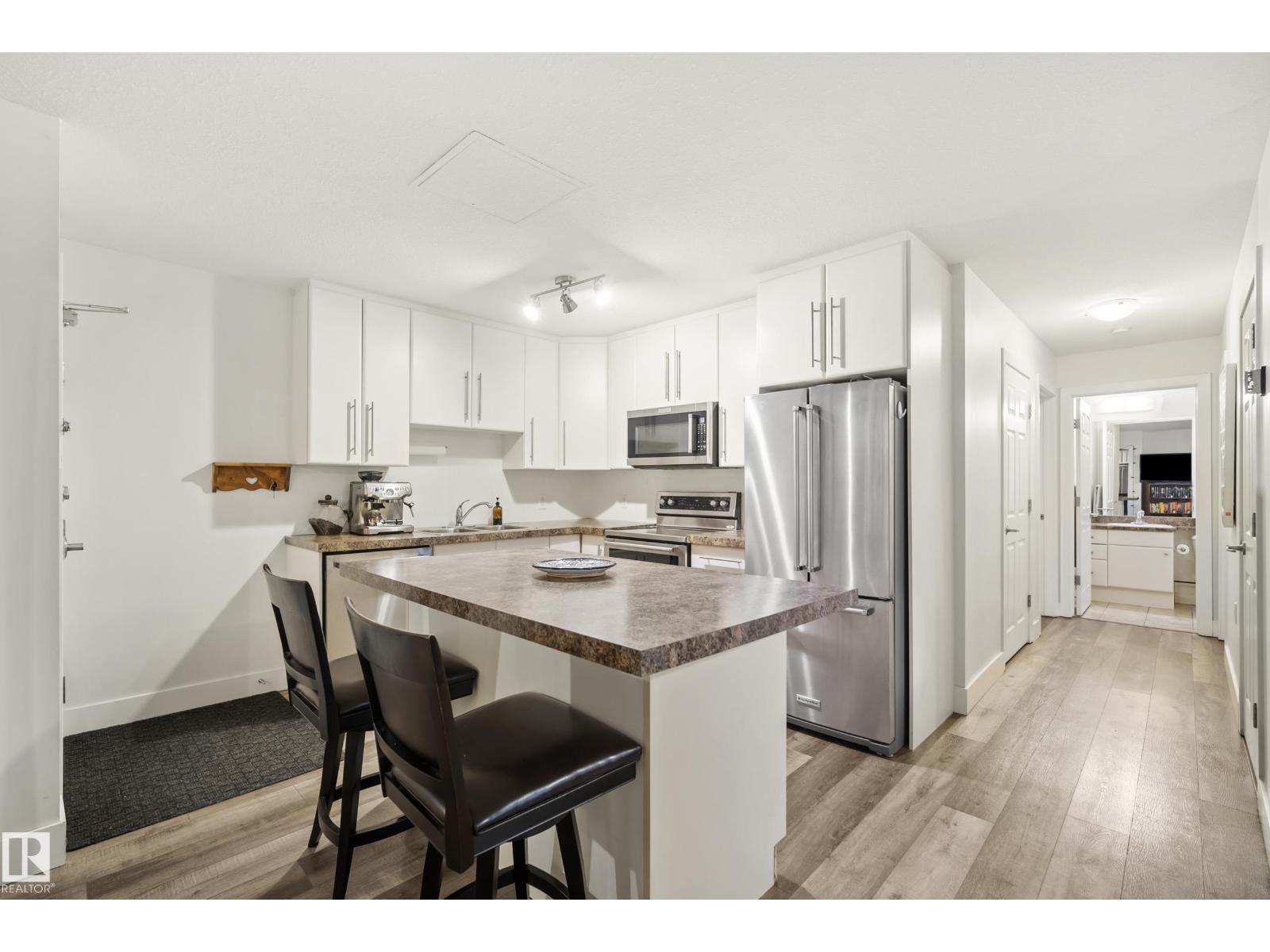 #103 9715 110 St Nw, Edmonton, Alberta  T5K 2M1 - Photo 5 - E4484198